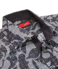 This rich and elegant print is created with our love of rich autumn tones of browns, grey and taupe.  Detailed just right with a woven chocolate mini tone on tone pattern inside the collar stand and cuffs. For casual fun wear it out with the Georg Roth roll of the cuffs or dress it up with a great sport coat or brown leather jacket. 
100% Cotton   