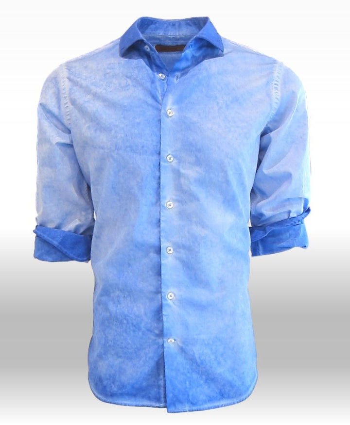 How sharp is this !!!!!!!!!
Garment dyed beautiful shades of blue.
This very classy, handsome shirt is washed with a slightly darker blue on the collar and cuffs to add
it&