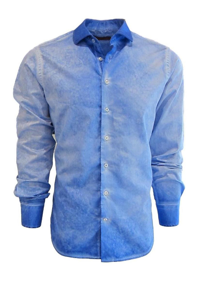 How sharp is this !!!!!!!!!
Garment dyed beautiful shades of blue.
This very classy, handsome shirt is washed with a slightly darker blue on the collar and cuffs to add
it&
