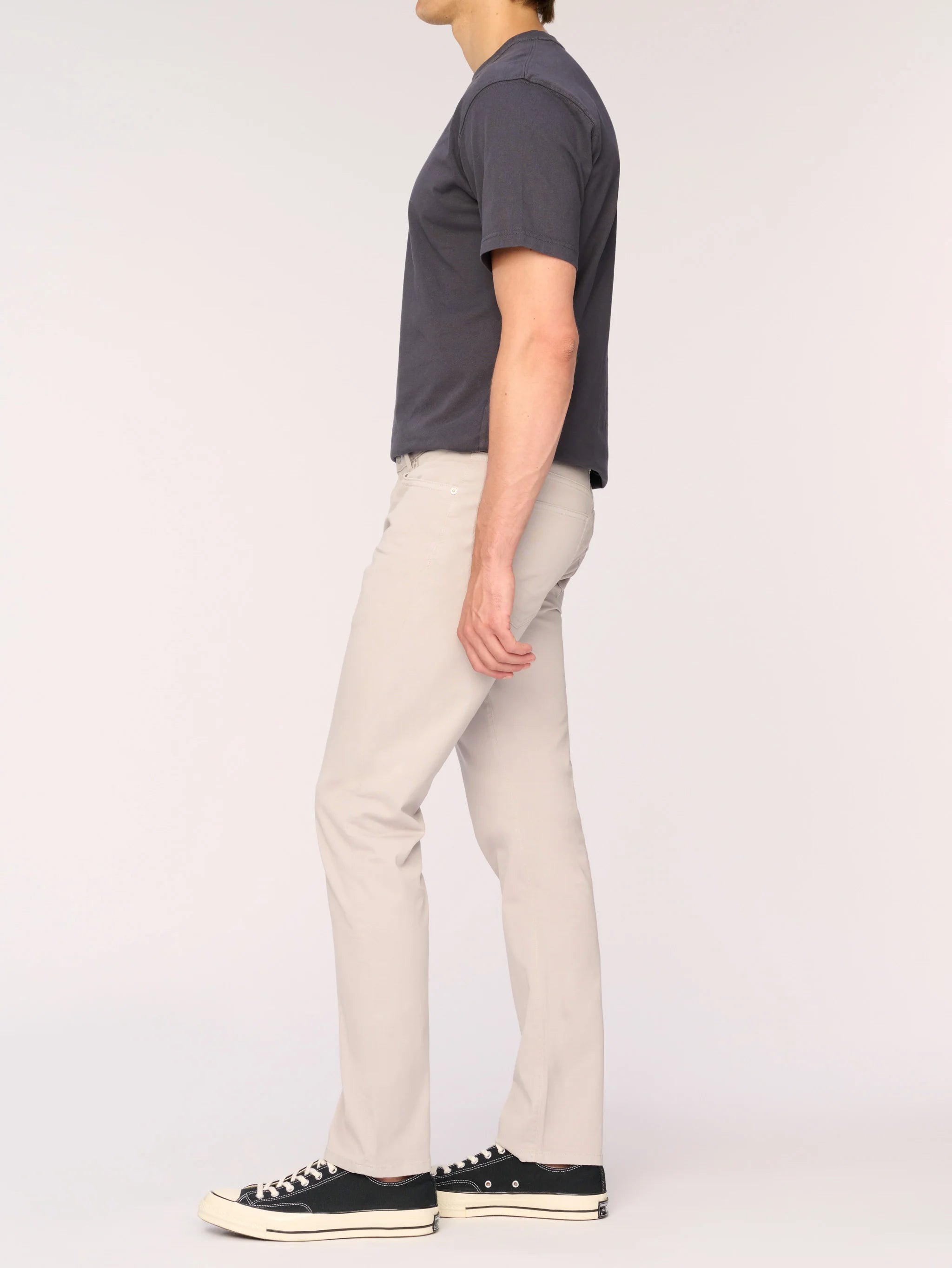 DL1961 Russell Slim Straight / 32 Inseam / Light Grey