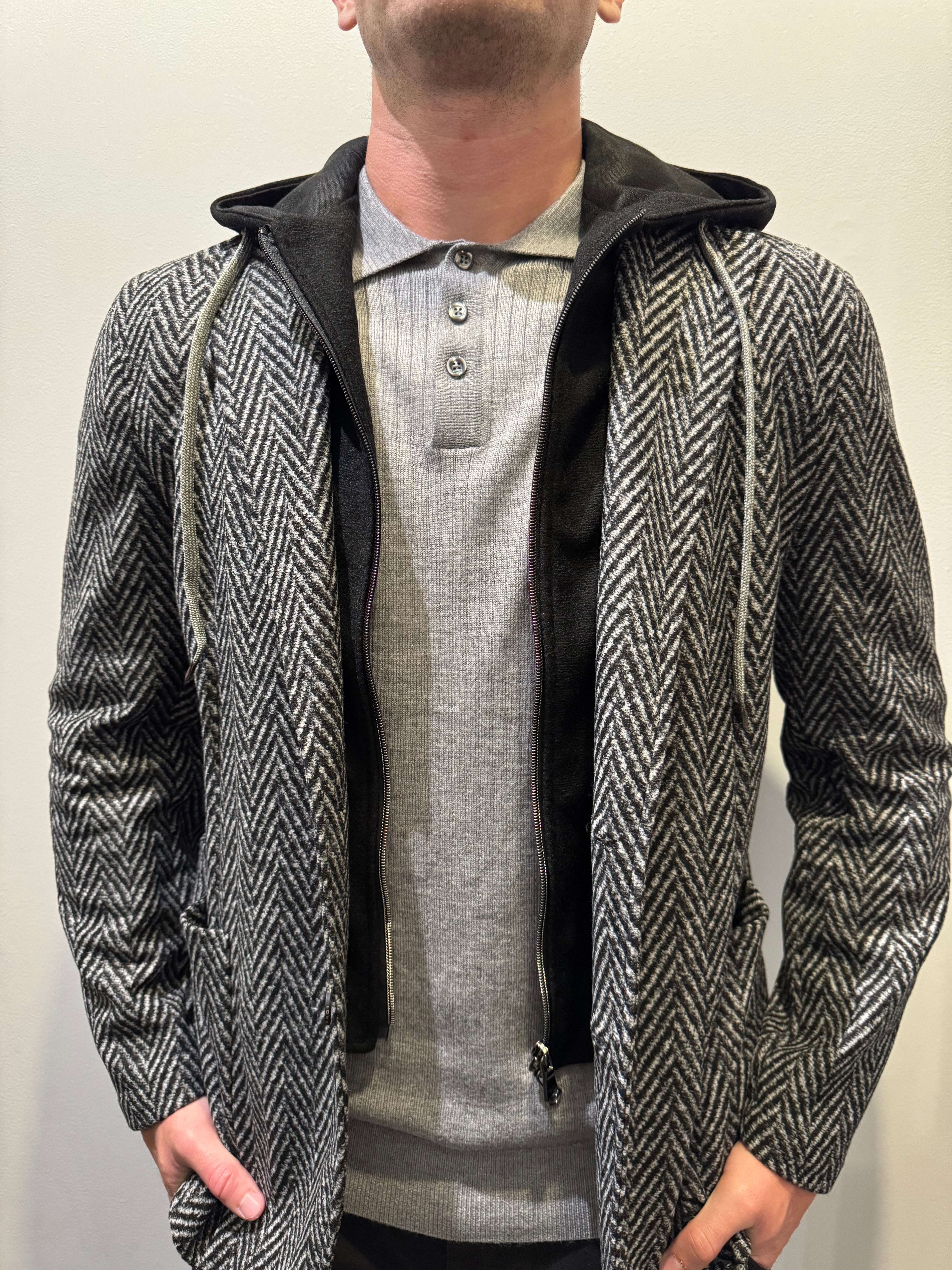 Fradi - 7141 Chevron Jacket - Black/White