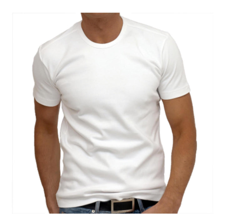 Luxury Crew-Neck Short Sleeves Pima Cotton Mens T-shirt White
Georg Roth is proud to feature his love of T-shirts.
The World’s Greatest
T-Shirt
Made of natural materials
Our guarantee:
100% Supercombined Pima Cotton / Organic
Wash UP TO 60 DEGREES Celcius
Maximum maturity of elasticity &amp; shape
Ecological dyes of supreme quality &amp; free of chemicals
White Crew-Neck T-Shirt
Made in Peru