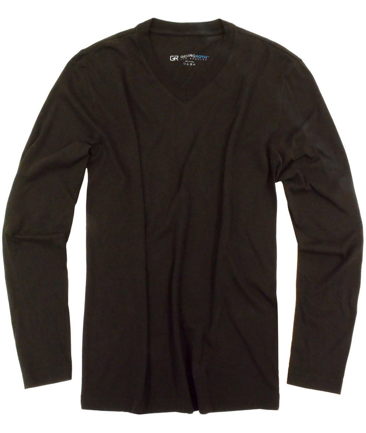 Luxury V-Neck Long Sleeves Pima Cotton Mens T-Shirt Chocolate
Chocolate V-Neck-Long Sleeves
Georg Roth is proud to feature his love of t-shirts.
The World’s Greatest
T-Shirt
Made of natural materials
Our guarantee:
100% Supercombined Pima Cotton / Organic
Wash UP TO 60 DEGREES Celcius
Maximum maturity of elasticity &amp; shape
Ecological dyes of supreme quality &amp; free of chemicals
V-Neck Chocolate T-Shirt Long Sleeves